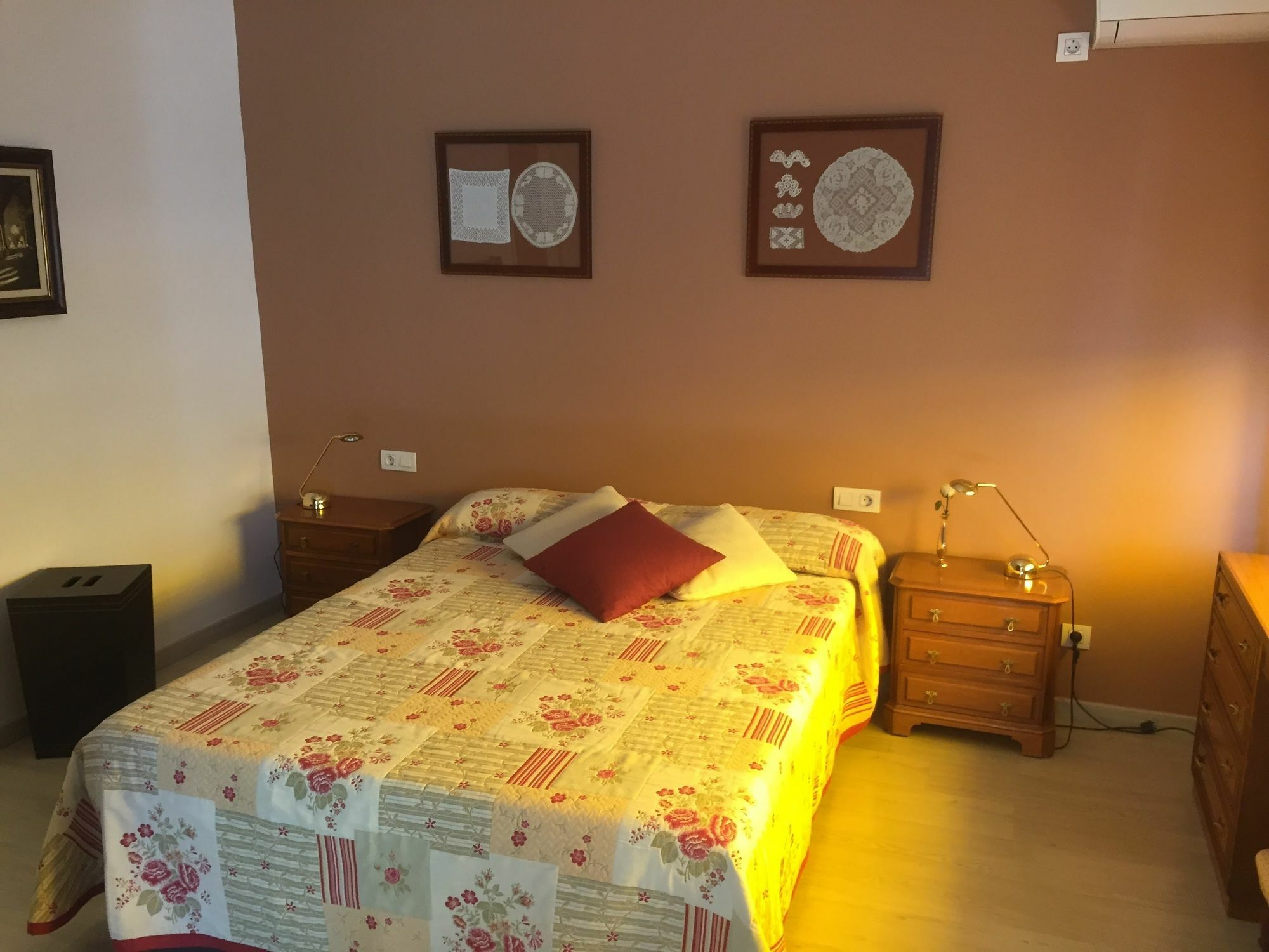 Apkeys Barcino Balmes Apartment Barcelona Ngoại thất bức ảnh